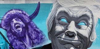 Murale w Pile, Donald Trump